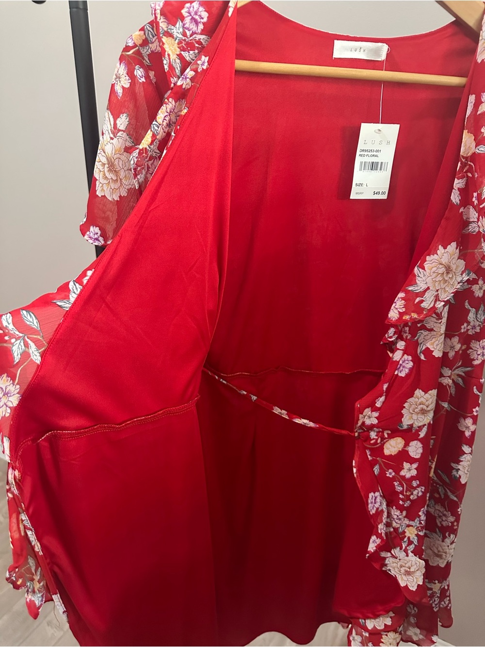 NWT Lush Colie Red Floral Wrap Mini Dress - Size L - Picture 7 of 9